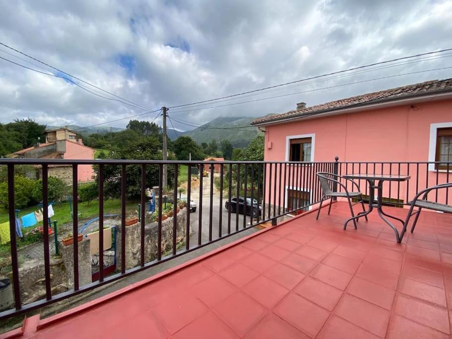 La Casa De Anita Y Jose Villa Colunga Kültér fotó