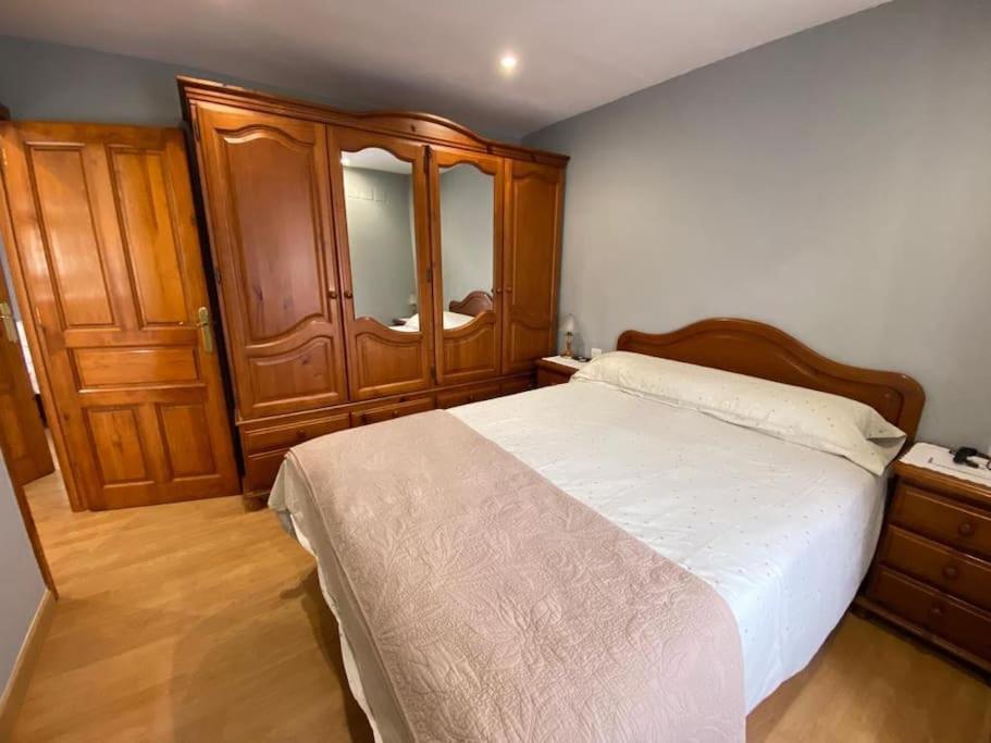 La Casa De Anita Y Jose Villa Colunga Kültér fotó
